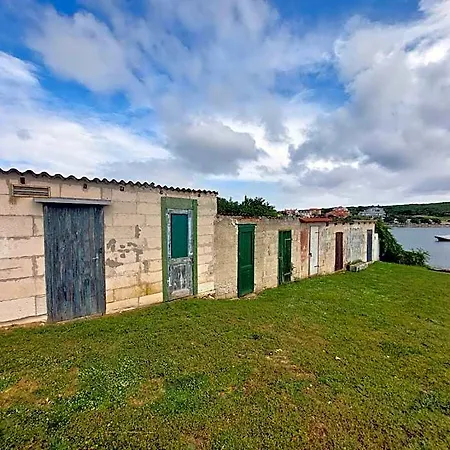 Bora Seaview Отель Медулин
